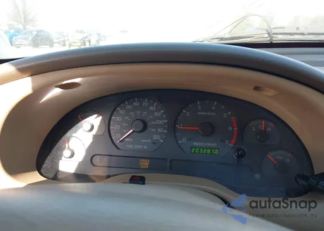 2001 Ford Mustang from USA, damaged, VIN 1FAFP44411F180183